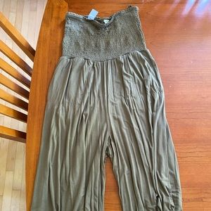 Green Aerie Jumpsuit *Never Worn*